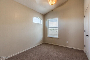 12912 Alfredo Apodaca Dr in El Paso, TX - Building Photo - Building Photo