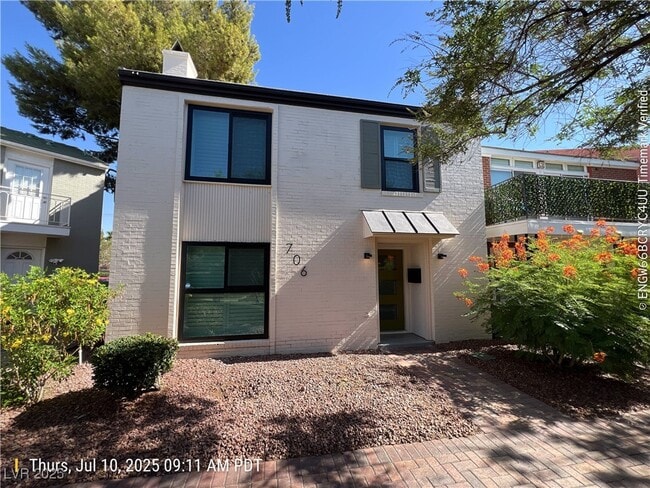 property at 706 Tam O Shanter