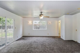 2143 E Olive Ave in Merced, CA - Building Photo - Building Photo