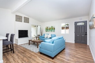 534 Jeffree St in El Cajon, CA - Building Photo - Building Photo