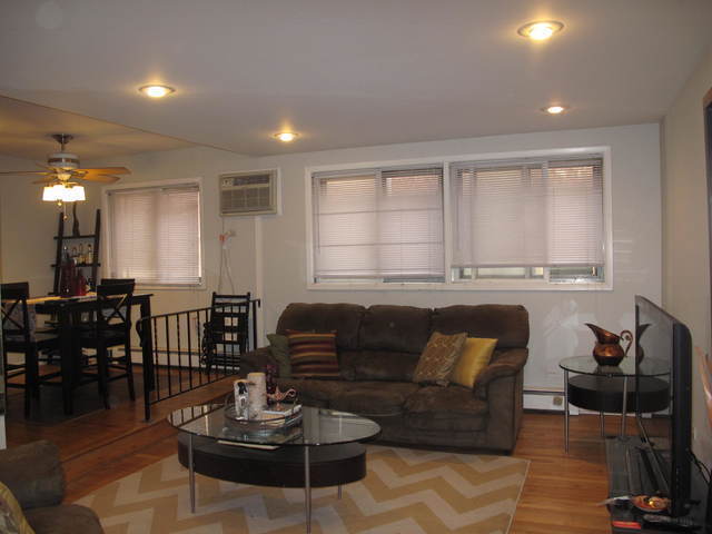 property at 820 Austin N Blvd