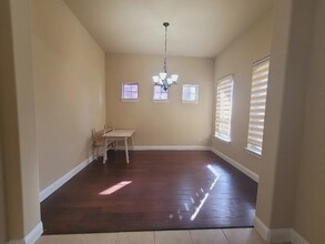 10632 Helen Dr in Frisco, TX - Foto de edificio - Building Photo