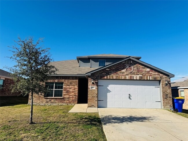 753 Keeneland Dr in Seagoville, TX - Foto de edificio - Building Photo