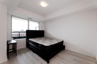 1435 Celebration Dr in Pickering, ON - Building Photo - Building Photo