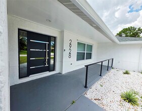 2928 SE Bella Rd in Port St. Lucie, FL - Building Photo - Building Photo