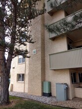 3030 Oneal Pkwy in Boulder, CO - Building Photo - Building Photo