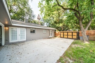 1907 Ashford Hollow Ln in Houston, TX - Building Photo