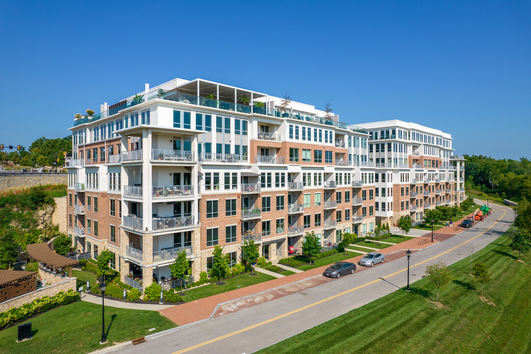 105 N High St in Dublin, OH - Foto de edificio