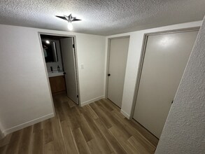 1733 Ophir Dr in Las Vegas, NV - Building Photo - Building Photo