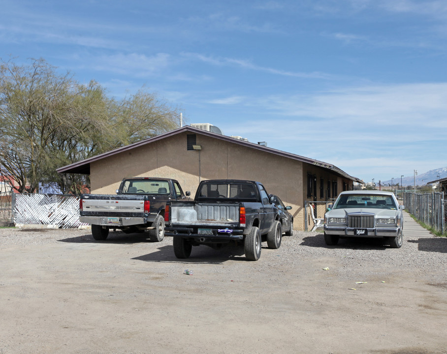 137-139 S Grande Ave in Tucson, AZ - Building Photo