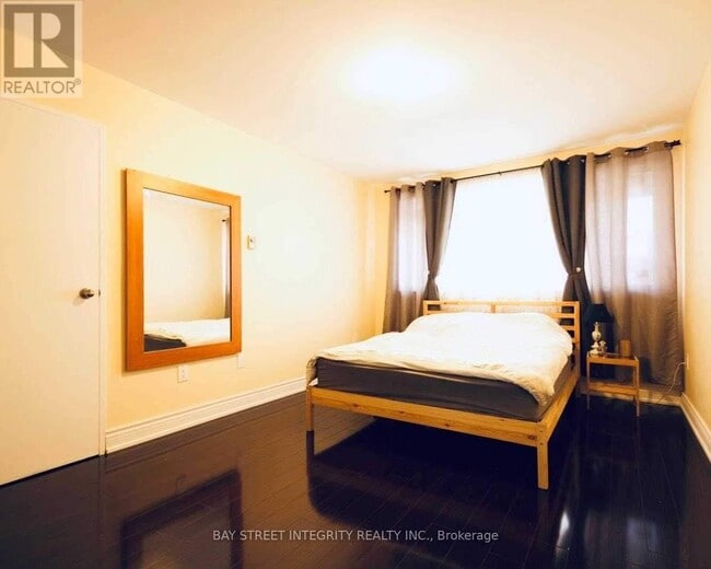 property at 100-1100 Mornelle Ct