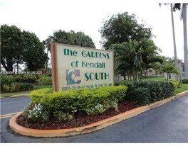 10845 SW 112th Ave, Unit 210 in Miami, FL - Building Photo