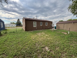 522 Charlotte Dr in Sidney, NE - Building Photo - Building Photo