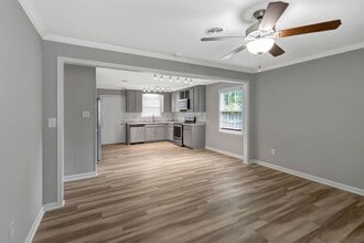1143 Veterans Pkwy in Murfreesboro, TN - Building Photo - Building Photo