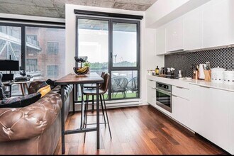 1740 Saint-Patrick Rue in Montréal, QC - Building Photo - Building Photo