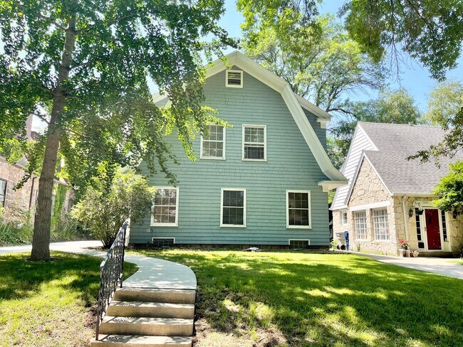property at 3453 N Frederick Ave