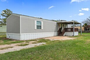 4005 Colorado Ave in Dickinson, TX - Building Photo