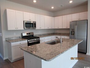 905 Vernal Pl in Little River, SC - Building Photo - Building Photo