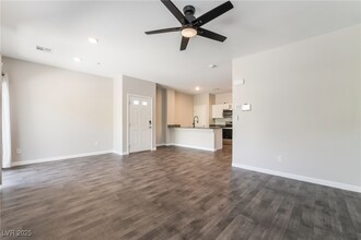 12731 Epperly St in Las Vegas, NV - Building Photo - Building Photo
