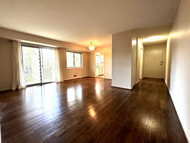 property at 10507 Weymouth St