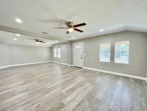 7108 S Mascotte St in Tampa, FL - Building Photo - Building Photo