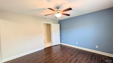 10692 Squall Line Rd in Pensacola, FL - Building Photo - Building Photo