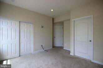 43127 Kendrick Square in Ashburn, VA - Building Photo - Building Photo