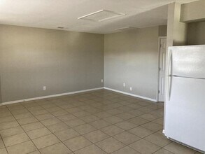 901 Monroe Ct in Apopka, FL - Building Photo - Building Photo