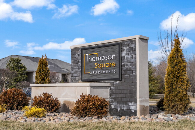 Thompson Square Apartments in Jeffersonville, IN - Building Photo - Building Photo