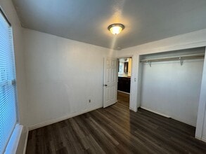 810 W Stewart St in Yakima, WA - Building Photo - Building Photo