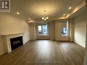 21 Cohen Way in Vaughan, ON - Building Photo - Building Photo