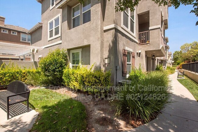 property at 2702 Black Gum Ct
