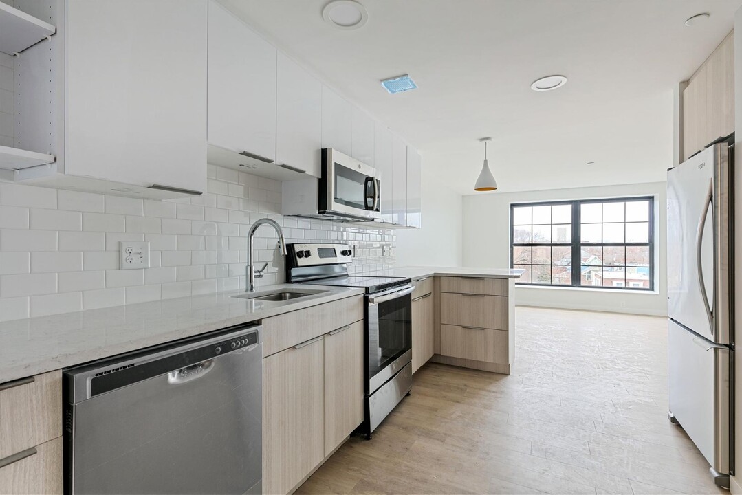 5 Soden St, Unit 308 in Cambridge, MA - Building Photo