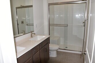 25129 Sand Wedge Dr in Menifee, CA - Foto de edificio - Building Photo