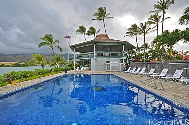 404 Koko Isle Cir