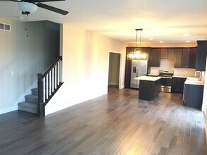 1206 S Roberto Rd in Mahomet, IL - Building Photo - Building Photo