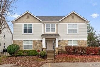 729 Tower Grove Dr in Fairview Heights, IL - Building Photo - Building Photo