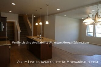 537 N Escalade Pl in Nampa, ID - Building Photo - Building Photo