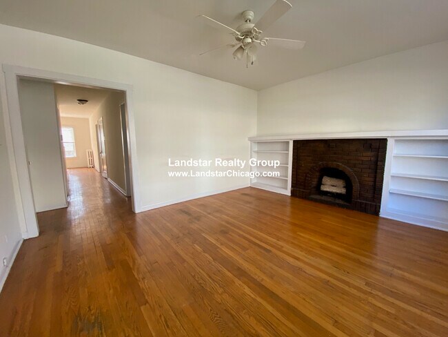 2209 W Byron St in Chicago, IL - Building Photo - Building Photo