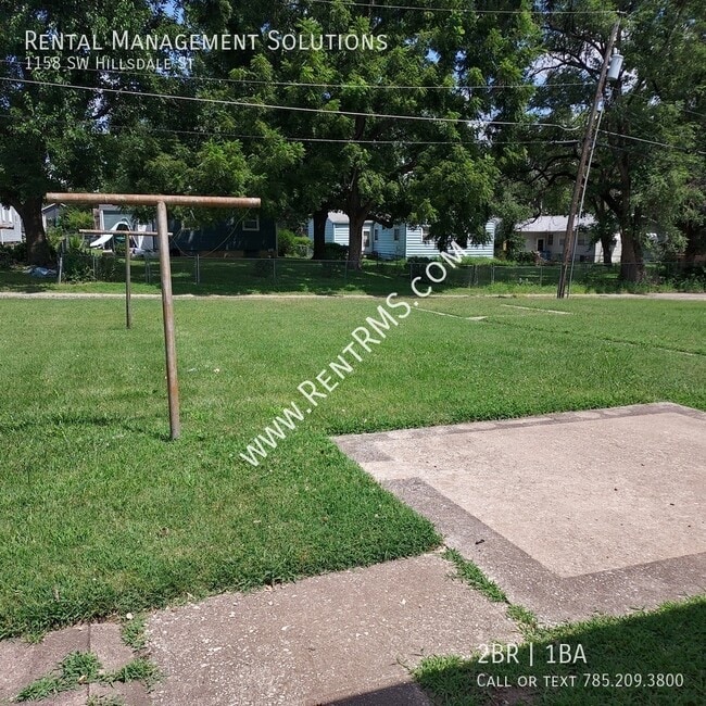 1158 SW Hillsdale St in Topeka, KS - Building Photo - Building Photo