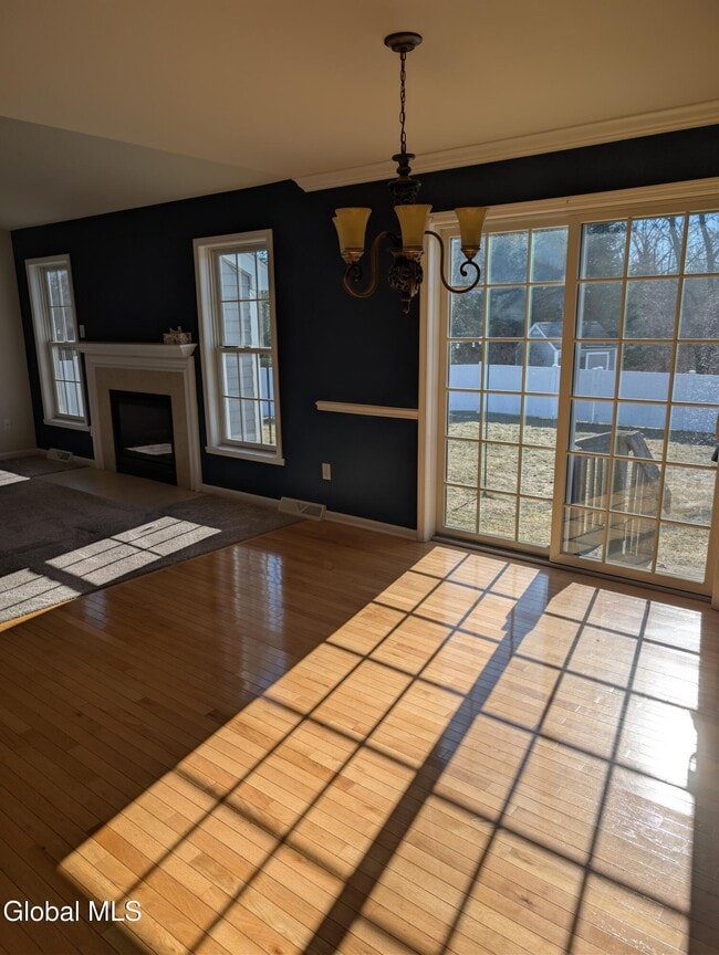 76 Ridgewood Dr in Mechanicville, NY - Building Photo - Building Photo