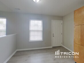 17903 Captiva Way in Noblesville, IN - Building Photo - Building Photo