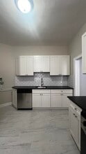 516 Monastery Pl in Union City, NJ - Building Photo - Building Photo
