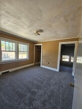 220 W Nebraska Ave in Peoria, IL - Building Photo - Building Photo