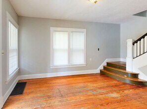 280 E Oakland Ave in Columbus, OH - Building Photo - Building Photo