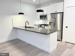 2631 W Oxford St in Philadelphia, PA - Building Photo - Building Photo