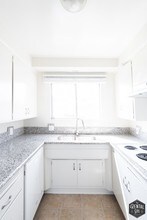 621 San Vicente Blvd-Unit -308 in Santa Monica, CA - Building Photo - Building Photo