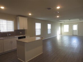 4633 Benham Dr in Crowley, TX - Building Photo - Building Photo