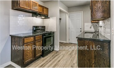 1209 NE 43rd St in Oklahoma City, OK - Building Photo - Building Photo