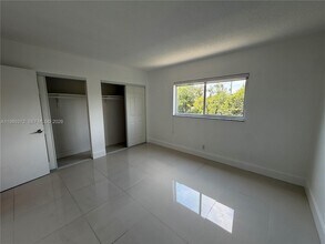 1400 NE 54th St in Fort Lauderdale, FL - Building Photo - Building Photo